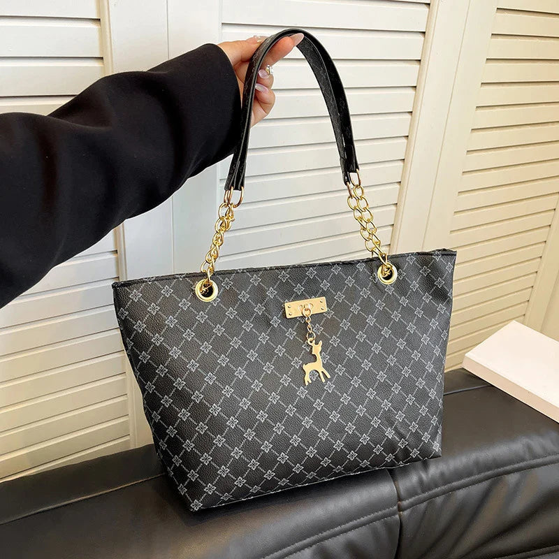 <p><br/><br/><br/><br/>LE NOSTRE CLIENTI<br/><br/><br/></p>