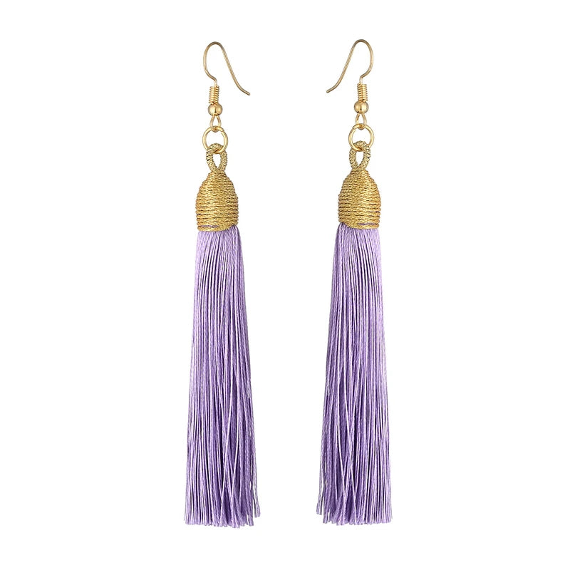 Aura Boho-Chic: Orecchini a Cascata con Frange Silk