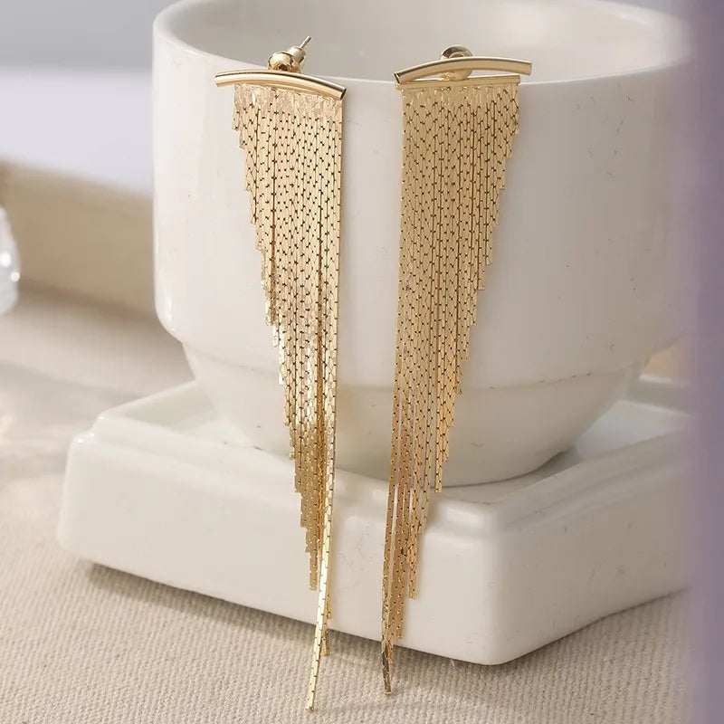 AURA FUSA: Orecchini Scultorei Finitura Oro
