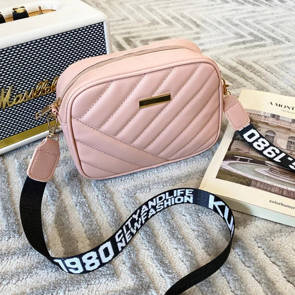 Mya Luxury Crossbody: L’Essenziale di Classe
