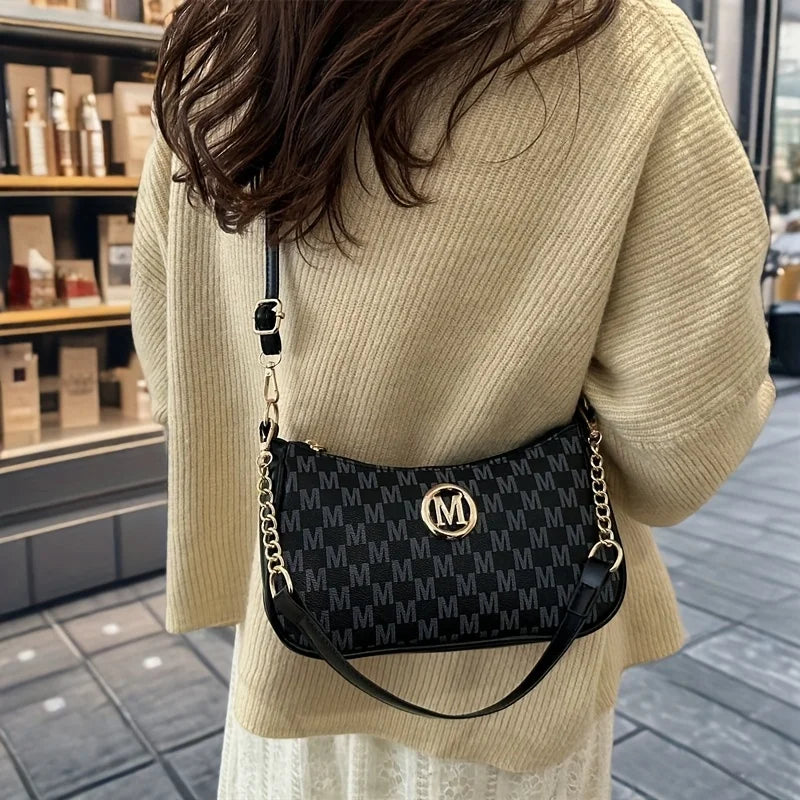 Aura Urban Clutch: L’Icona di Stile 2026